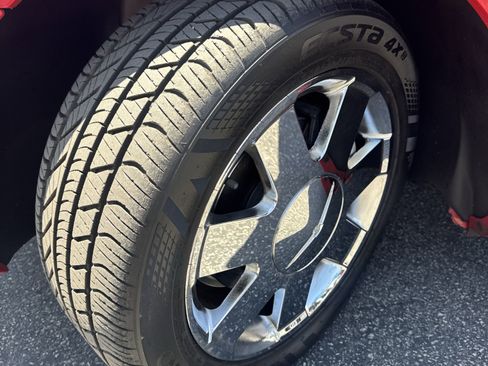 Used 2002 Ford Thunderbird image 12