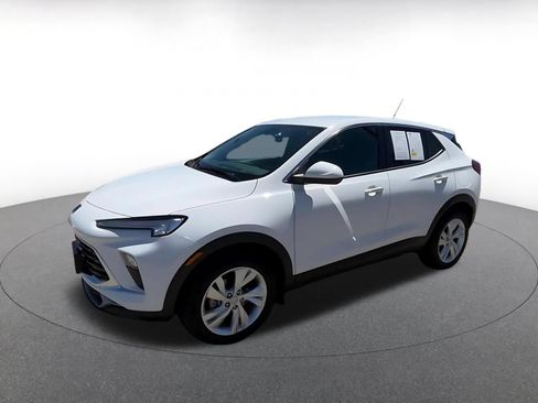Used 2025 Buick Encore GX Preferred FWD image 8