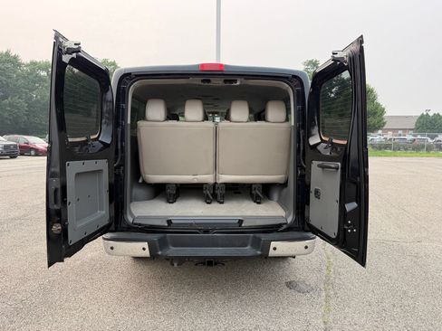 Used 2019 Nissan NV 3500 SL RWD image 40