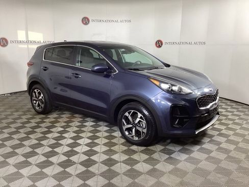 Used 2020 Kia Sportage LX image 3