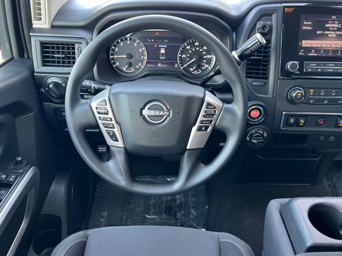 Certified 2023 Nissan Titan SV image 15