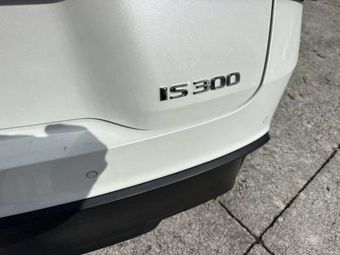 Used 2022 Lexus IS 300 w/ Premium Package RWD image 25