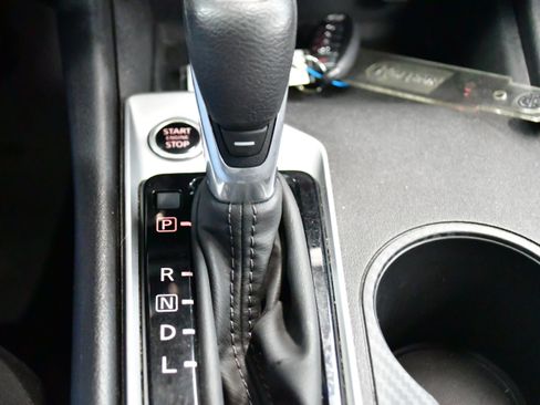 Used 2025 Nissan Altima 2.5 SV FWD image 28