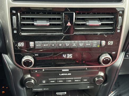 Used 2023 Lexus GX 460 Premium w/ Premium Package image 24