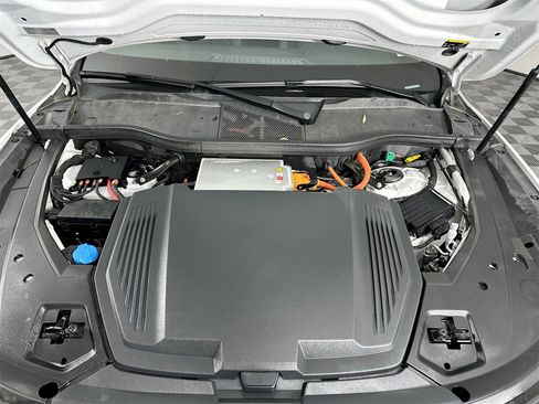 Used 2021 Audi e-tron Premium w/ Convenience Plus Package image 31