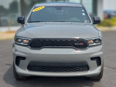 Used 2025 Dodge Durango GT AWD/4WD image 11