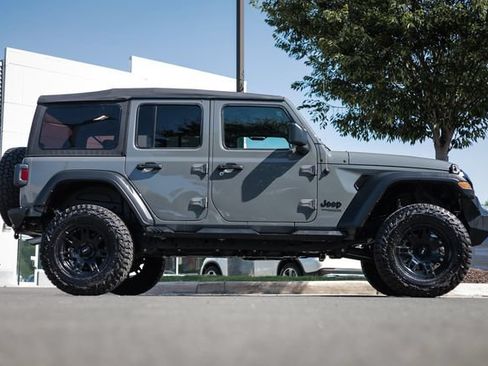 Used 2022 Jeep Wrangler Unlimited Sport AWD/4WD image 14