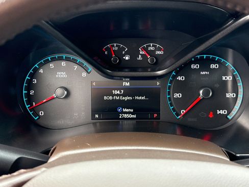 Used 2022 GMC Canyon Denali image 25