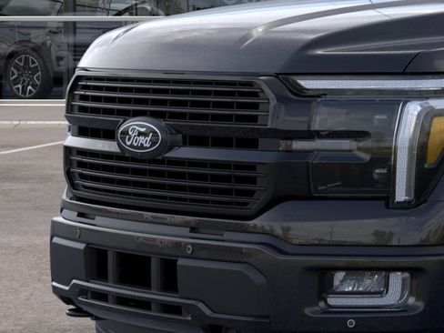 New 2025 Ford F150 Platinum w/ FX4 Off-Road Package AWD/4WD image 17