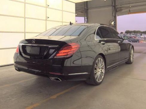 Used 2016 Mercedes-Benz S 550 Sedan image 3