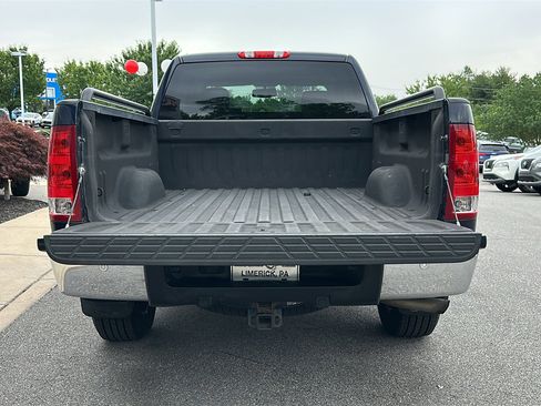 Used 2012 GMC Sierra 1500 SLT w/ SLT Convenience Package AWD/4WD image 7
