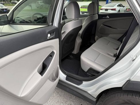 Used 2019 Hyundai Tucson SE AWD/4WD image 11