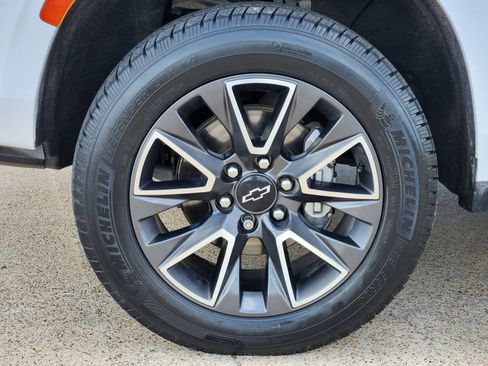 Used 2022 Chevrolet Tahoe Z71 w/ Max Trailering Package image 17