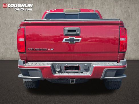 Used 2018 Chevrolet Colorado Z71 AWD/4WD image 5