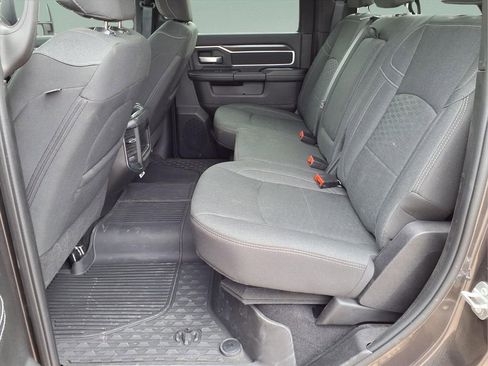 Used 2025 RAM 2500 Big Horn AWD/4WD image 21