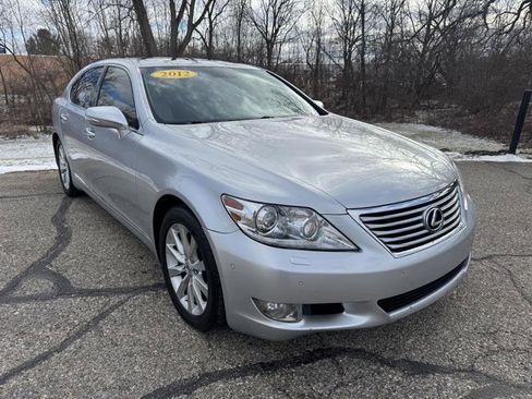 Used 2012 Lexus LS 460 image 2