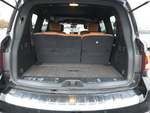 Used 2022 INFINITI QX80 Sensory w/ Cargo Package image 18