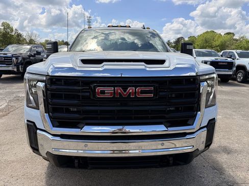 New 2026 GMC Sierra 2500 Pro w/ 1SA Pro Safety Plus Package AWD/4WD image 8