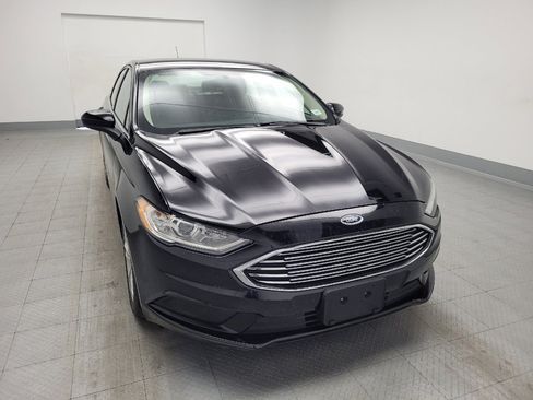 Used 2018 Ford Fusion S FWD image 14