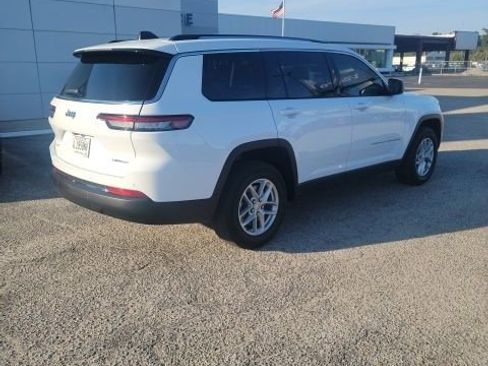 Used 2023 Jeep Grand Cherokee L Laredo w/ Luxury Tech Group I image 7