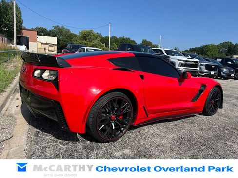 Used 2018 Chevrolet Corvette Z06 RWD image 3