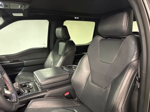 Used 2025 Ford F150 Raptor image 30
