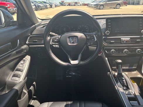 Certified 2021 Honda Accord EX-L image 17