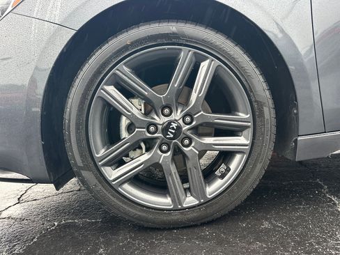 Used 2021 Kia Forte GT-Line w/ GT-Line Premium Package FWD image 12