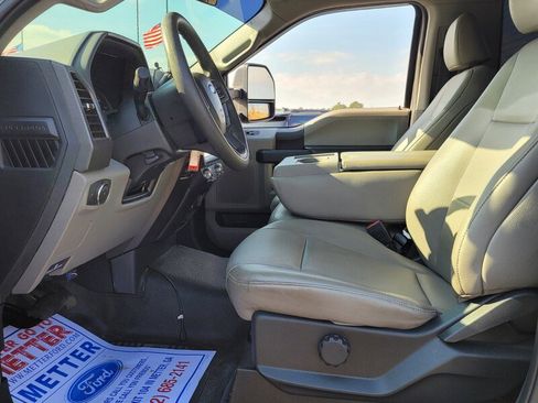 Used 2022 Ford F250 XL w/ STX Appearance Package image 5