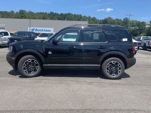 New 2025 Ford Bronco Sport Outer Banks AWD/4WD image 17
