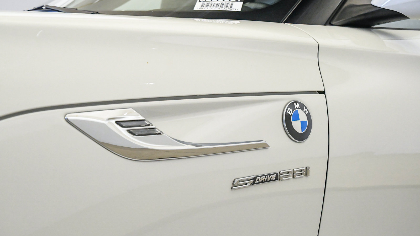 Used 2016 BMW Z4 sDrive28i RWD image 11