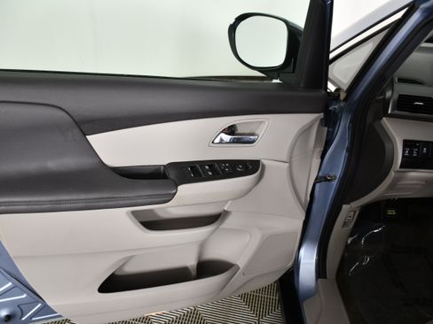 Used 2014 Honda Odyssey EX image 35