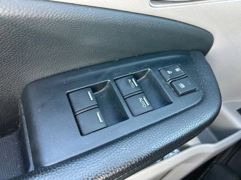 Used 2021 Honda Pilot Touring image 16