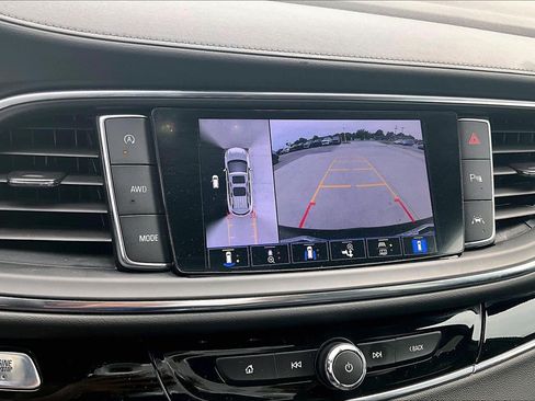 Used 2024 Buick Enclave Avenir w/ Avenir Technology Package AWD/4WD image 22