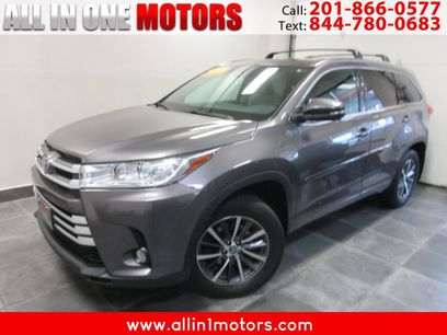 Used 2017 Toyota Highlander XLE w/ Protection Package #3