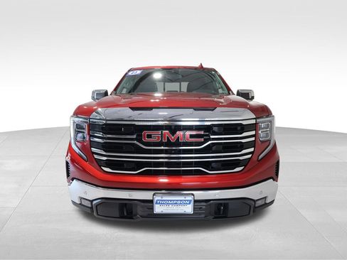 Used 2023 GMC Sierra 1500 SLT w/ SLT Premium Plus Package AWD/4WD image 7