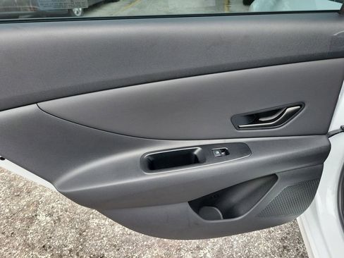 New 2026 Hyundai Elantra Sport image 9