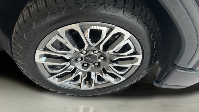 Used 2023 GMC Sierra 1500 Denali Ultimate AWD/4WD image 23