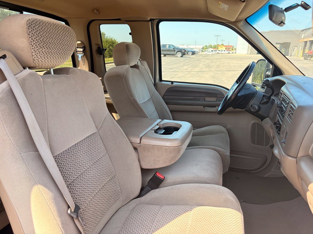 Used 2001 Ford F350 XLT RWD image 7