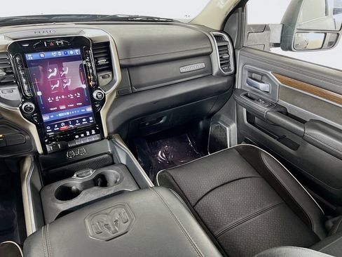 Used 2023 RAM 2500 Laramie AWD/4WD image 24