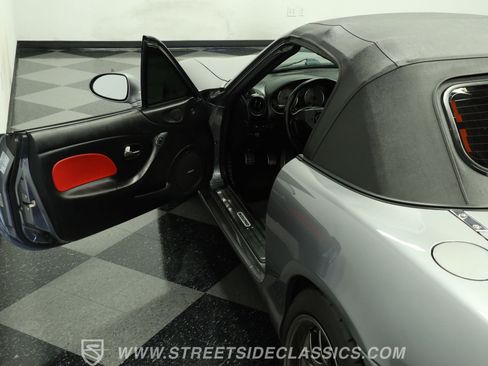 Used 2004 MAZDA MX-5 Miata MAZDASPEED RWD image 33