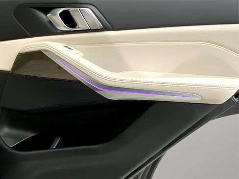 Used 2019 BMW X5 xDrive40i w/ Premium Package 2 image 13