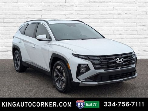 Used 2025 Hyundai Tucson SEL image 3