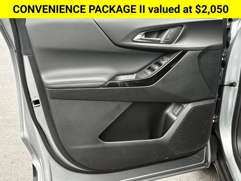 New 2027 Chevrolet Equinox LT w/ Convenience Package II AWD/4WD image 2