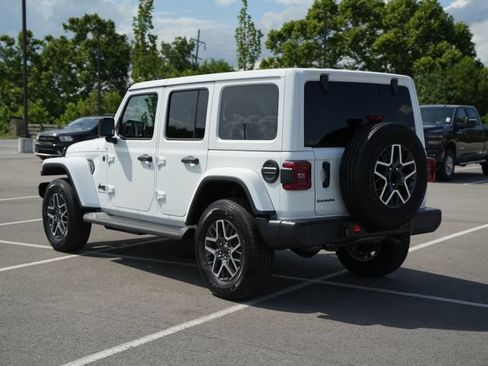 New 2026 Jeep Wrangler Unlimited Sahara AWD/4WD image 5