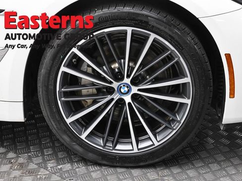 Used 2023 BMW 530e xDrive w/ Convenience Package AWD/4WD image 35