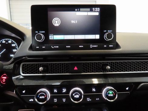 Used 2025 Honda Civic Sport image 24