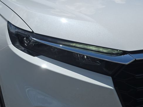 Certified 2024 Honda CR-V EX image 7