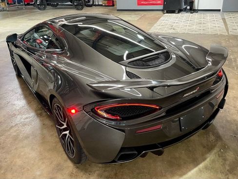 Used 2017 McLaren 570S image 31