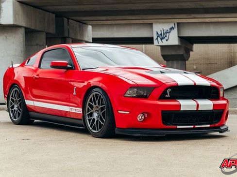 Used 2011 Ford Mustang Shelby GT500 w/ SVT Performance Pkg image 56